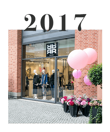 media/image/2017-riani-store-muenchenzNKzwBfYayI4Y.png